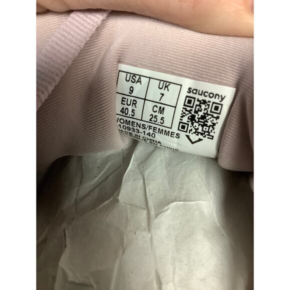 Saucony Women's 9 Cloud Bloom Hurricane 24 Running Sneaker Shoes Athletic LE6-1 - Picture 5 of 7